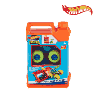 Hot Wheels HXT04 Monster Trucks Fuel N' Go Playset, Ages 3+